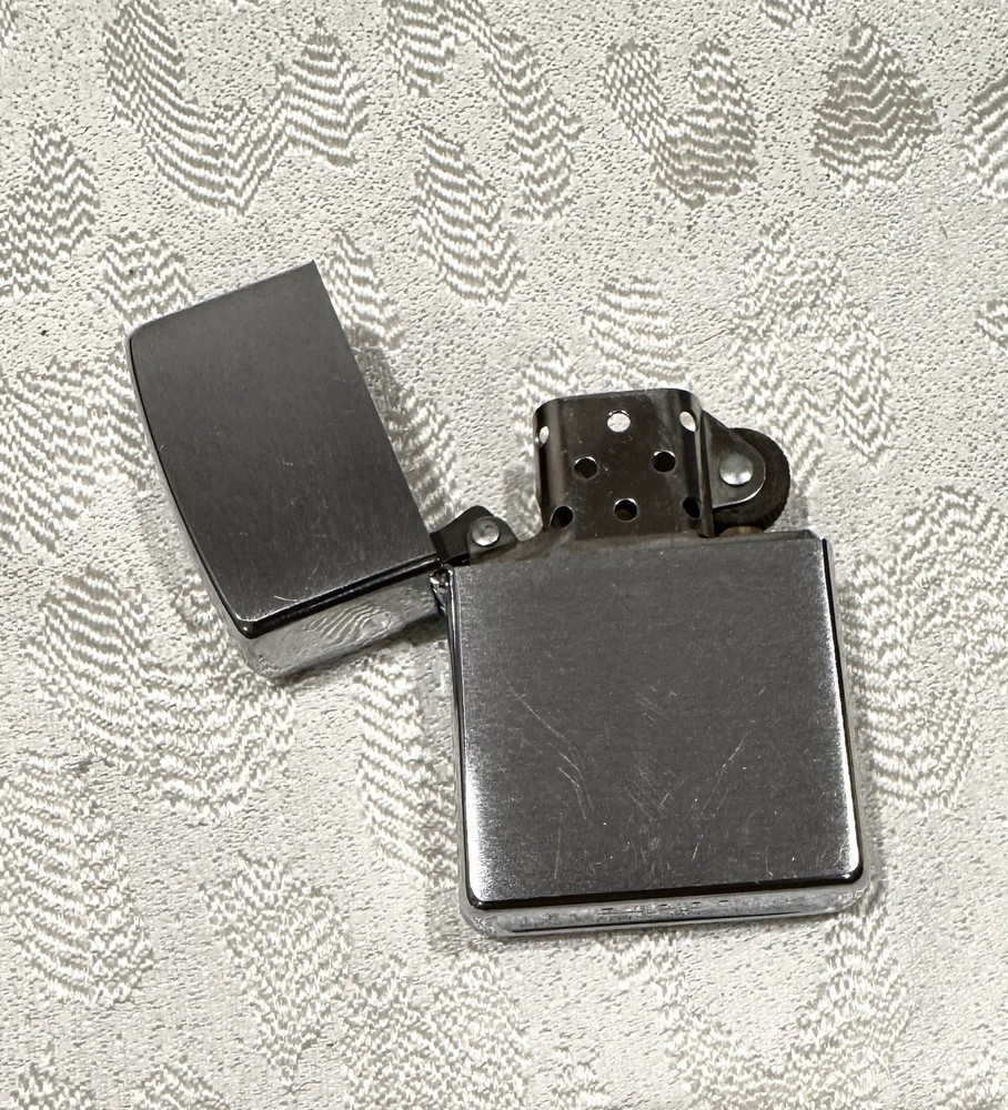 zippo lighter F 06. Good Condition