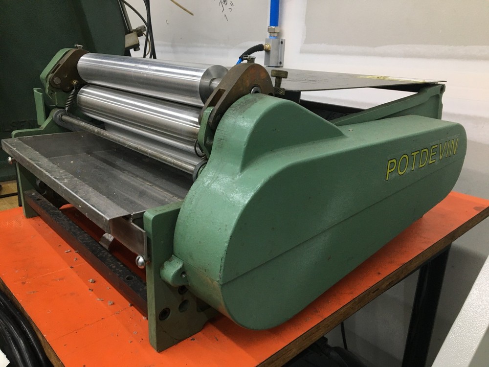 Potdevin gluer 12inch