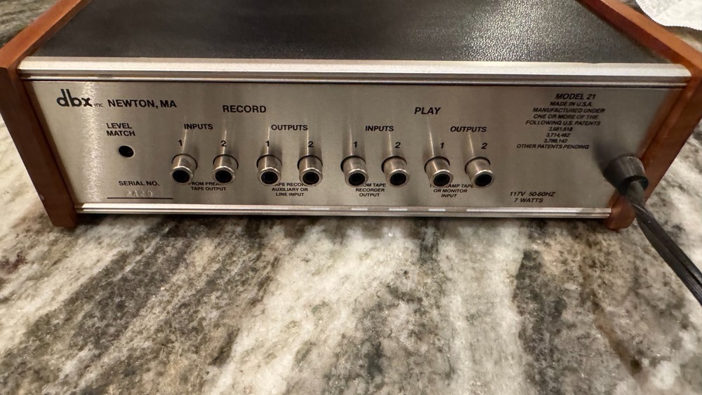DBX 21 Disc Tape Decoder 21 USA Made - 1 Owner
