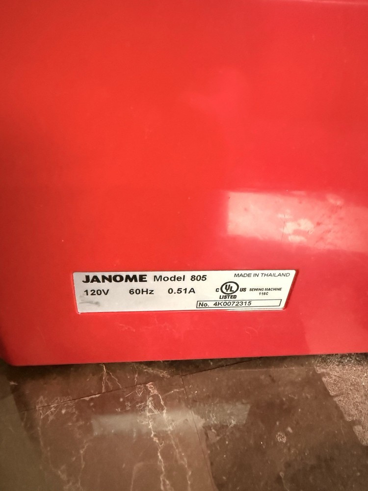 Janome Travel Mate 30 Computerized Sewing Machine TM30