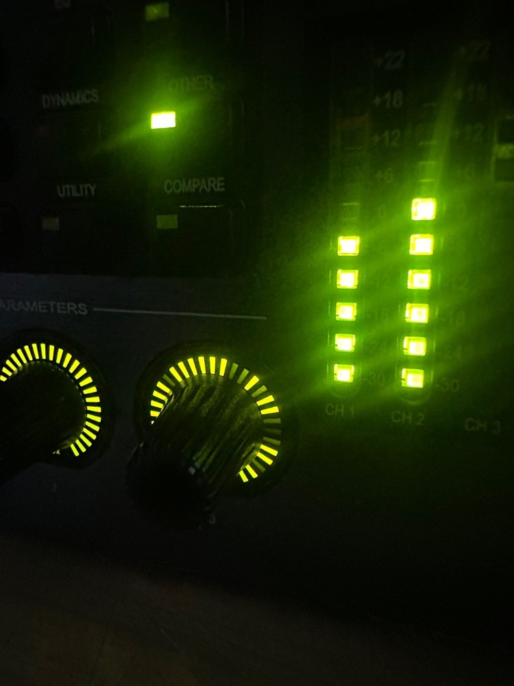 dbx driverack 480 Complete Equalization & Loudspeaker Management System