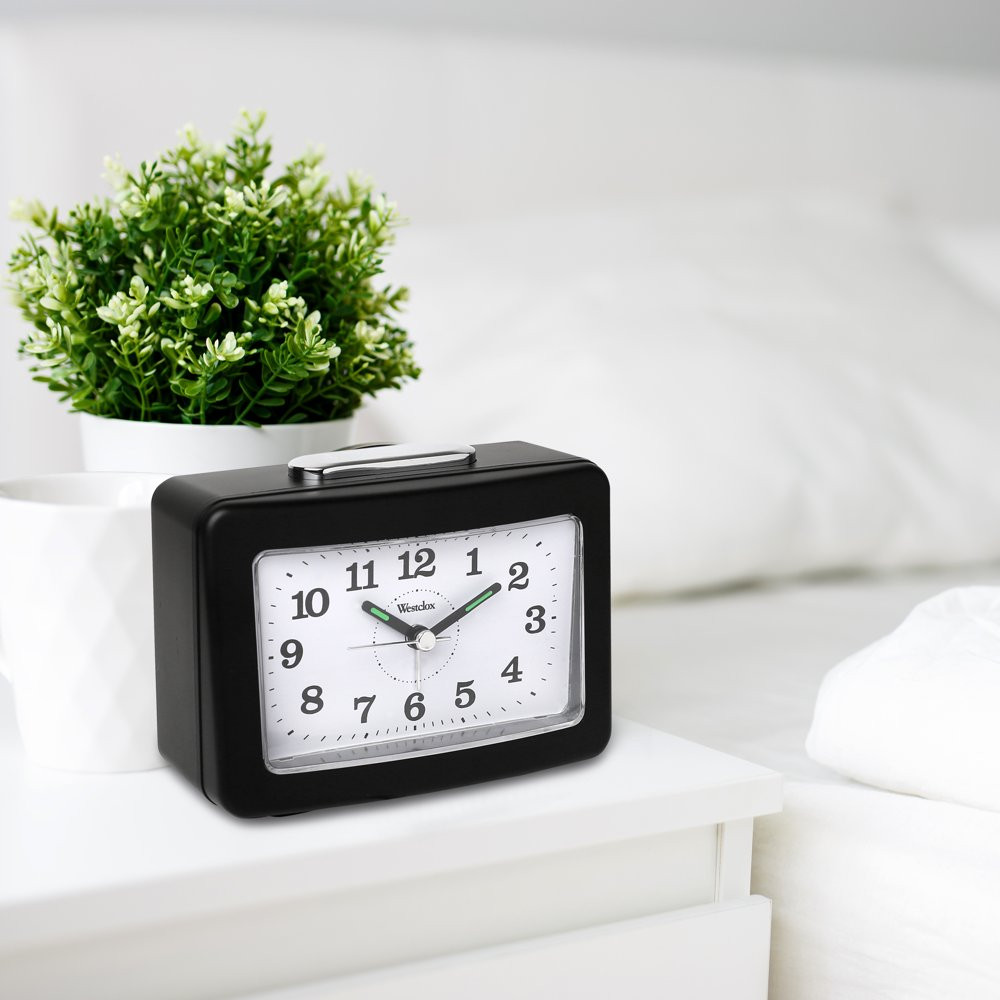 ANALOG LOUD-ALARM CLOCK Quartz Accuracy Battery Powered Black