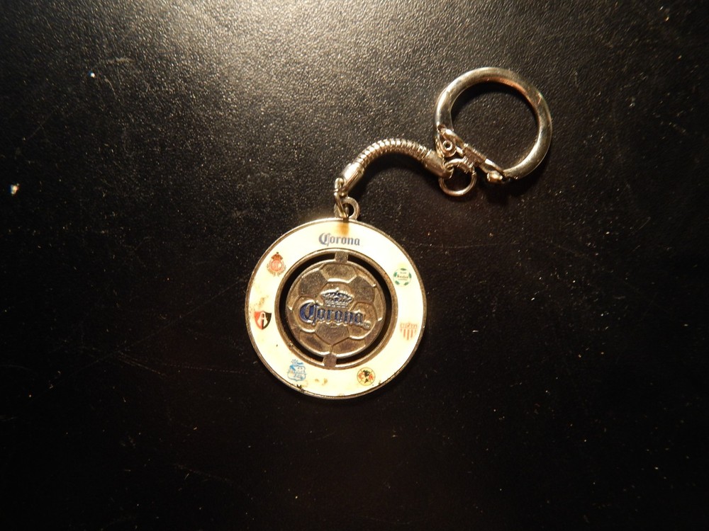Vintage Corona Keychain - Very Nice- zz599udc