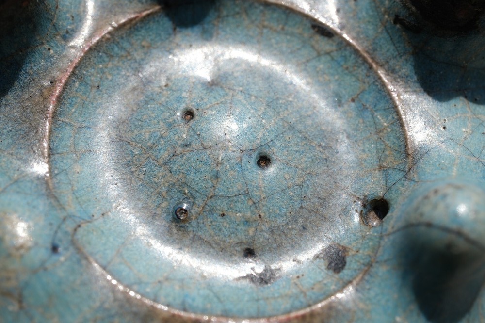 0074 Jun Ware Tripod Incense Burner