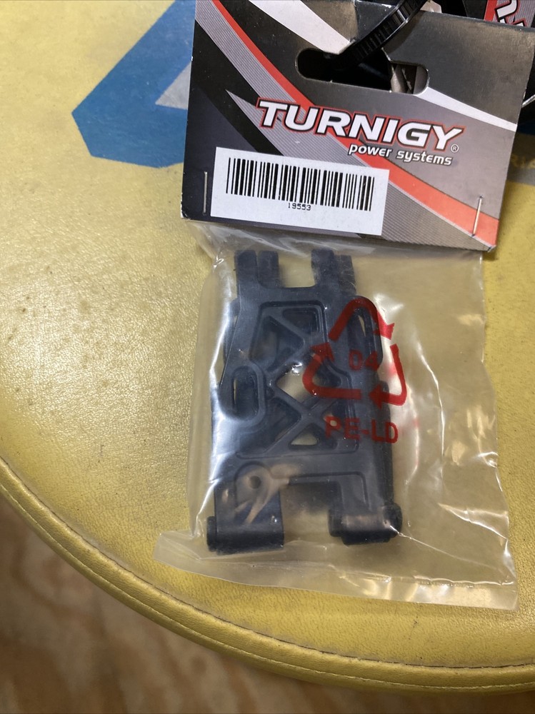 Turnigy Buggy 1/16 Scale Brushless Lower Arms