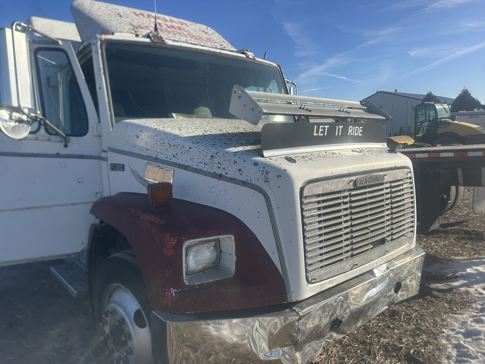 1995 Freightliner FL60 Hood