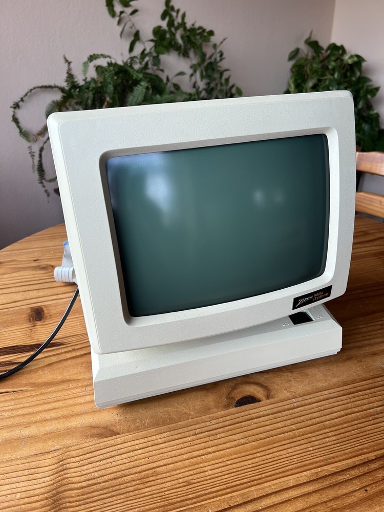 Zenith Data Systems Z-22, Made In 1984, 120/240 V