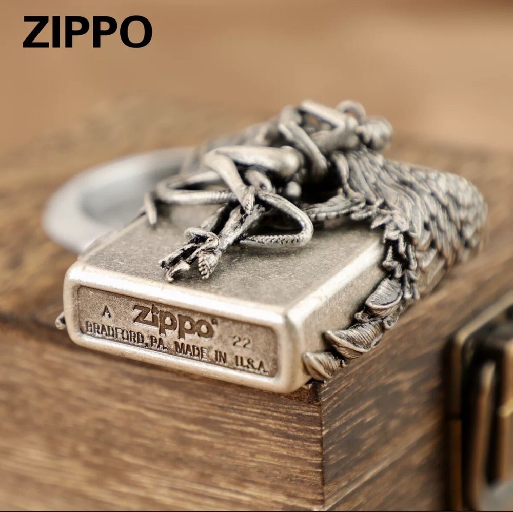 New Zippo oil Lighter silver with box