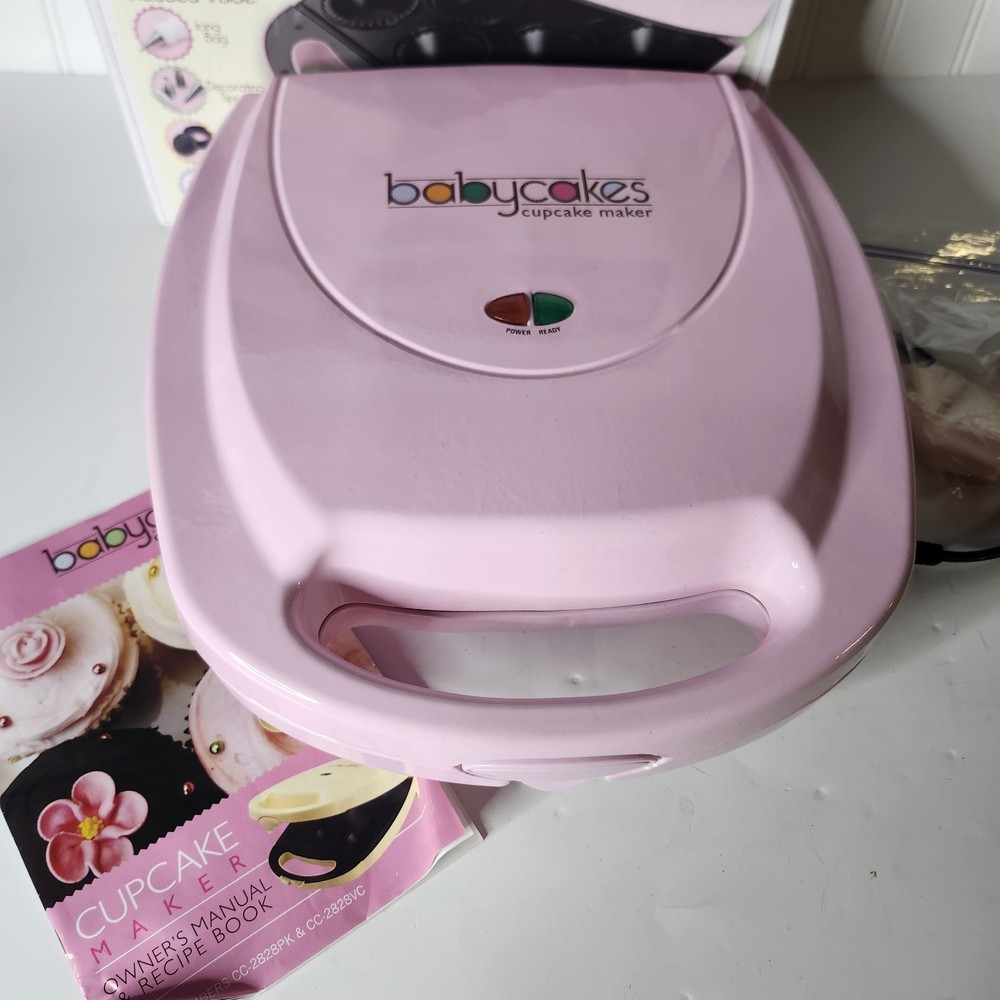 Babycakes Mini Cupcake Maker, Pink Makes 8 Mini Cupcakes