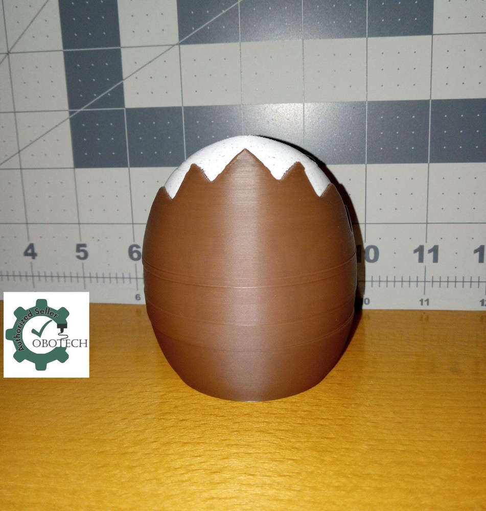 3D Printed Egg Shaped Game Cartridge Holder