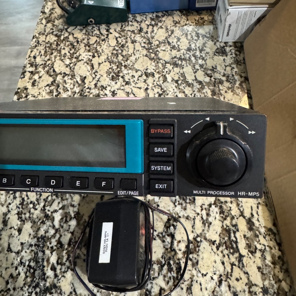 Sony HR-MP5 Guitar Multi-Effects Processor (Vintage Rack Unit)
