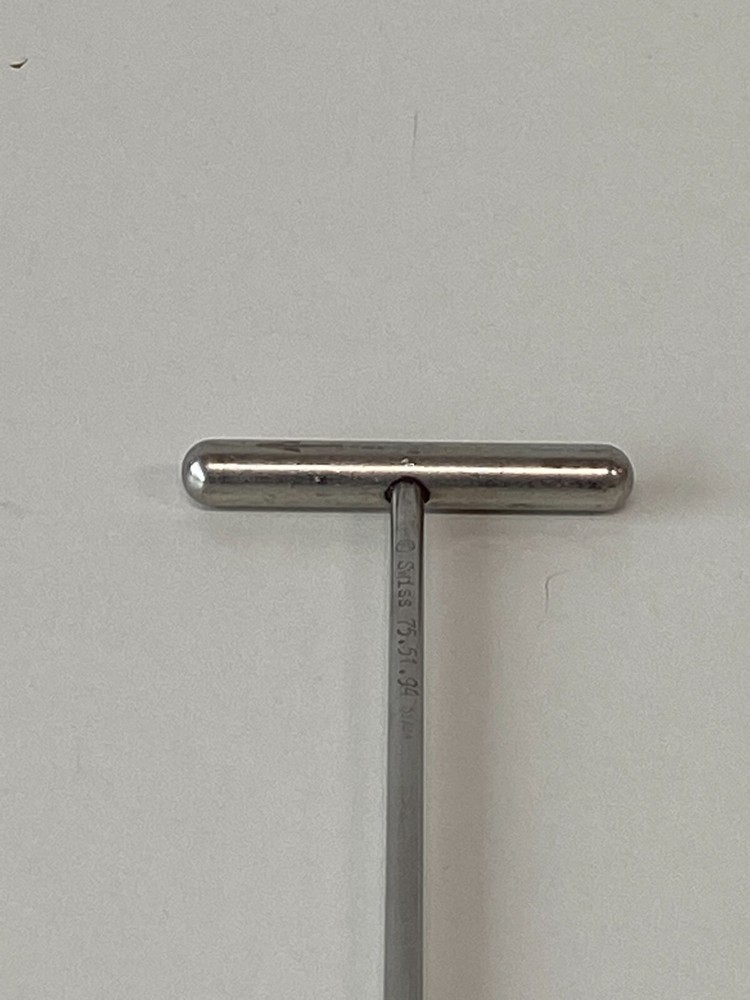 L26: Swiss 75.51.94 Forceps