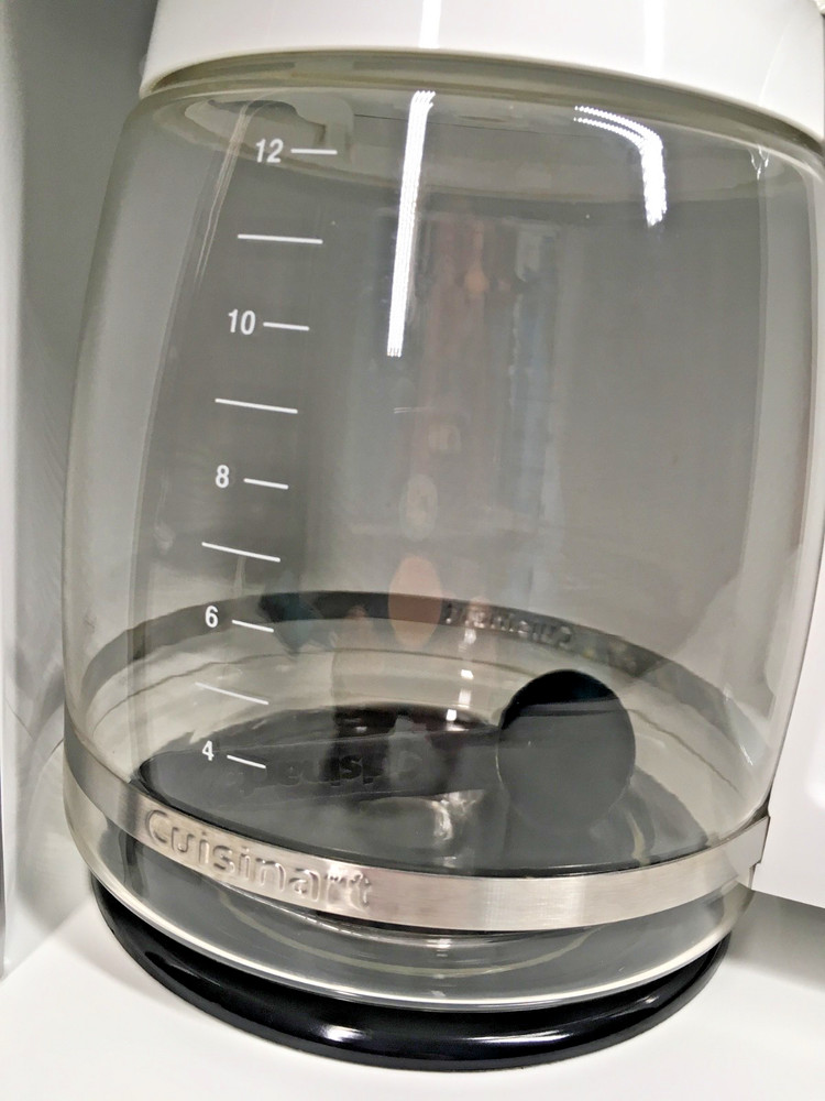 Cuisinart Brew Central Programmable Coffeemaker DCC-1200W Excellent !