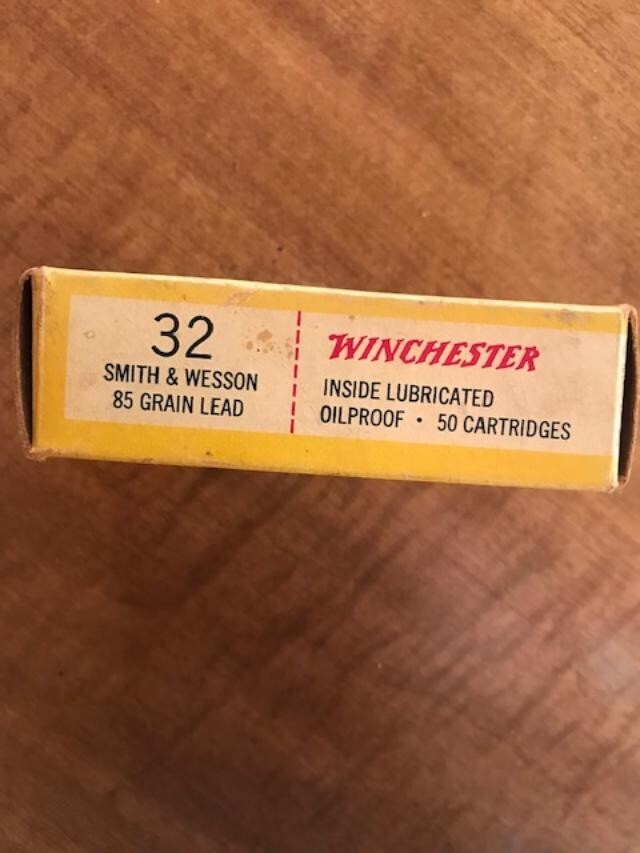 Vintage Winchester 32 Smith & Wesson 85 Grain Ammo Box, (EMPTY)