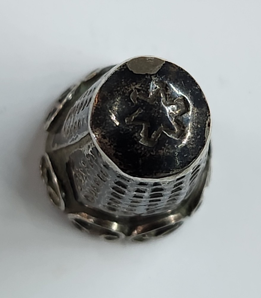 VINTAGE 925 STERLING SILVER THIMBLE