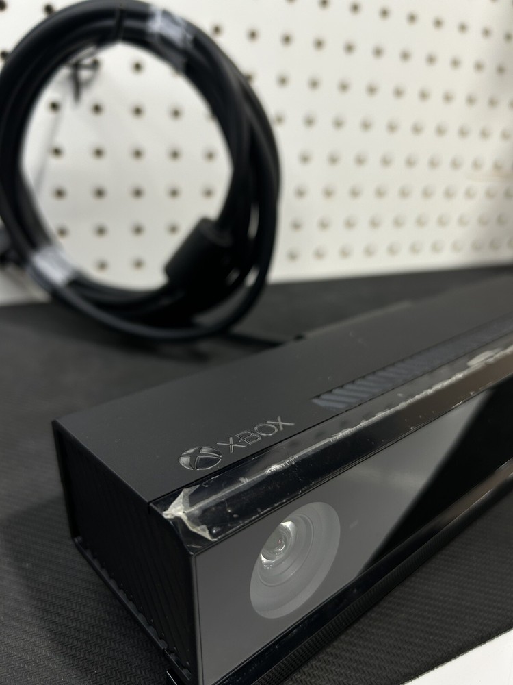 Microsoft Xbox One Kinect Wired Motion Sensor Black Model 1520 OEM