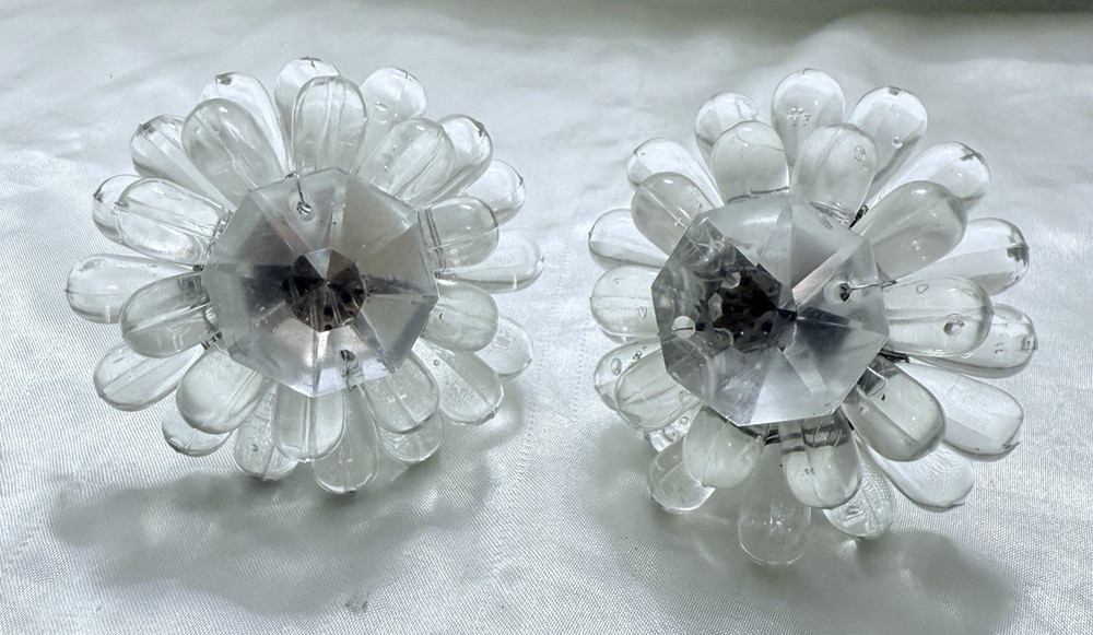 Drawer Pulls Set of 2 Lucite Flowers