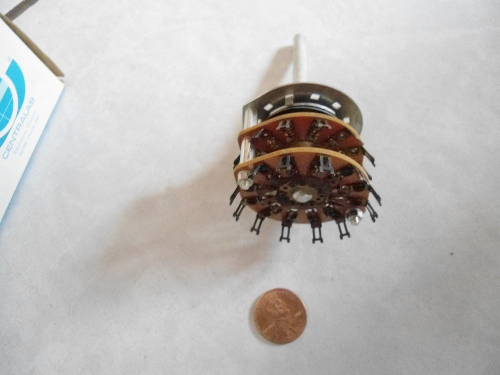 CENTRALAB ROTARY SWITCH 1415 4 Pole , 5 Pos