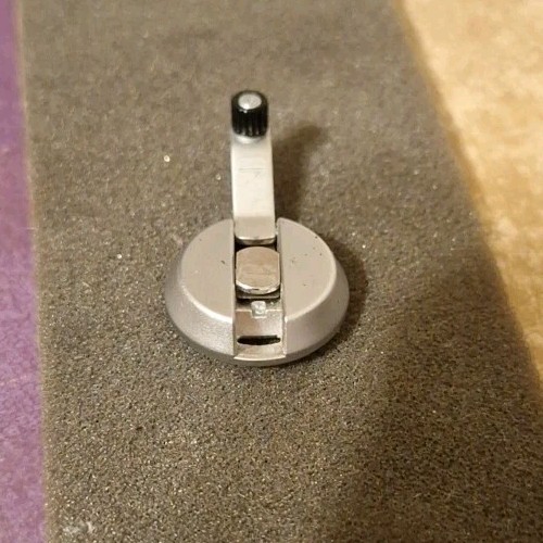 Canon AE-Program AL-1 Rewind Knob