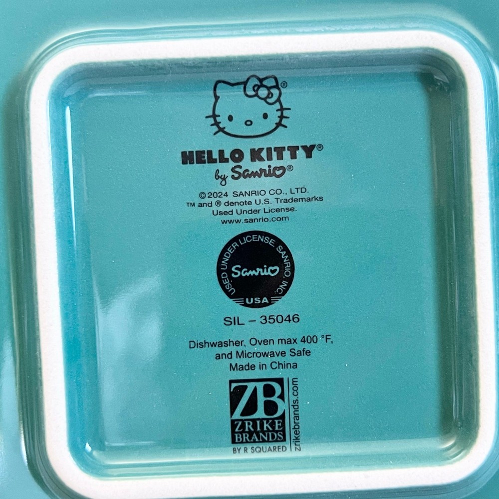 Hello Kitty Square Baking Pan 9" Christmas Snowman Ceramic Casserole Bakeware
