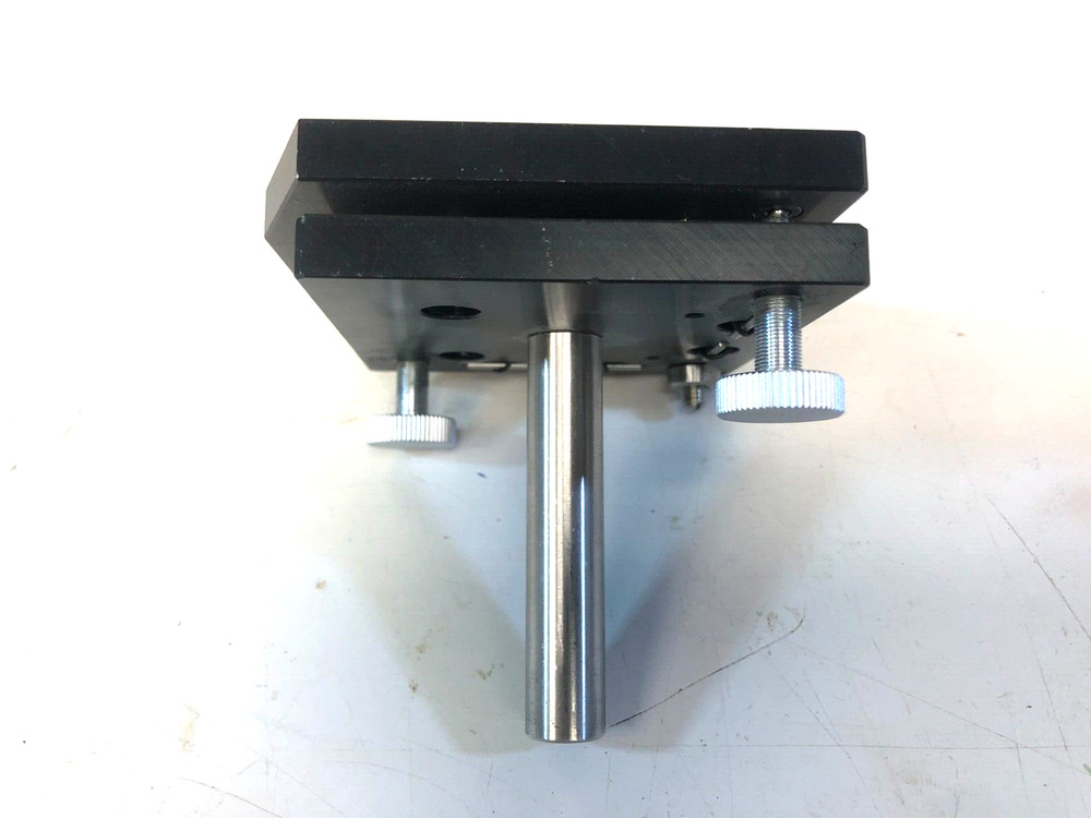 70 mm Kinematic mount with Post & post holder - for use on optical rail