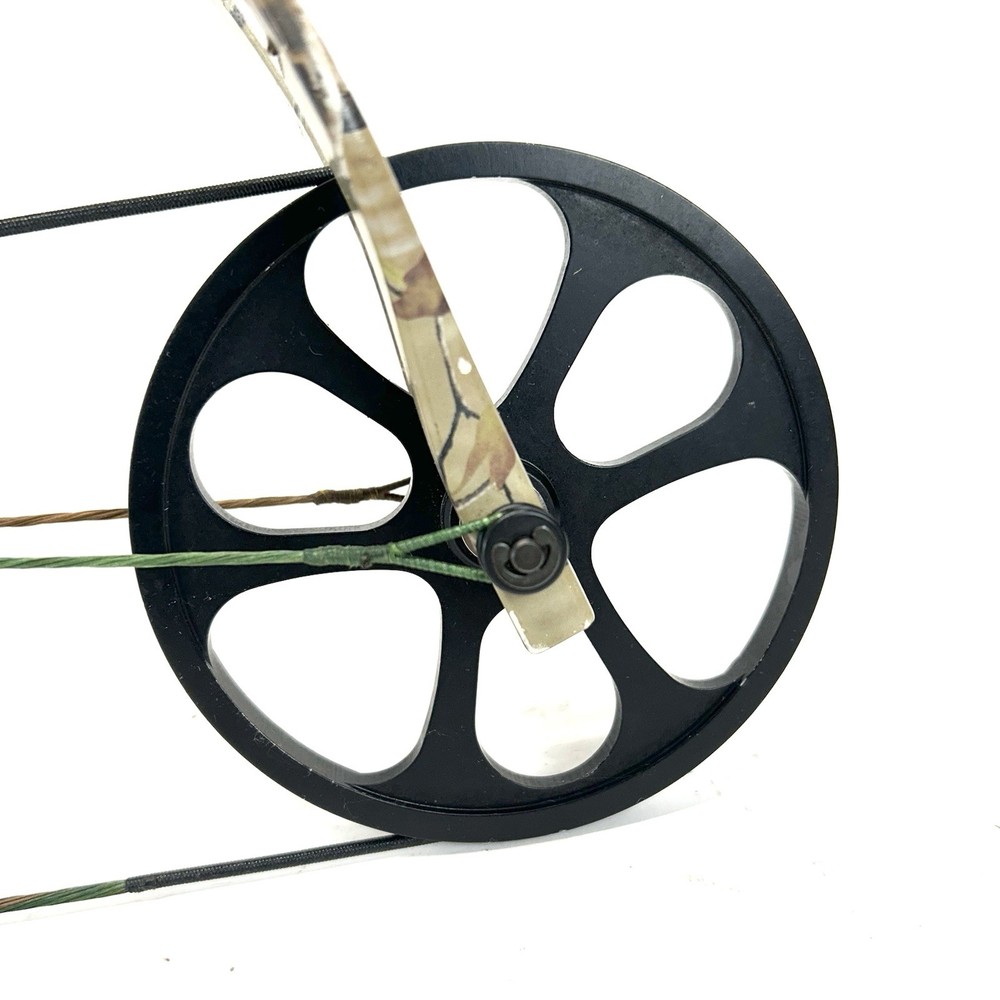 Bear Encounter Bow RH 27-30 / 70lbs.