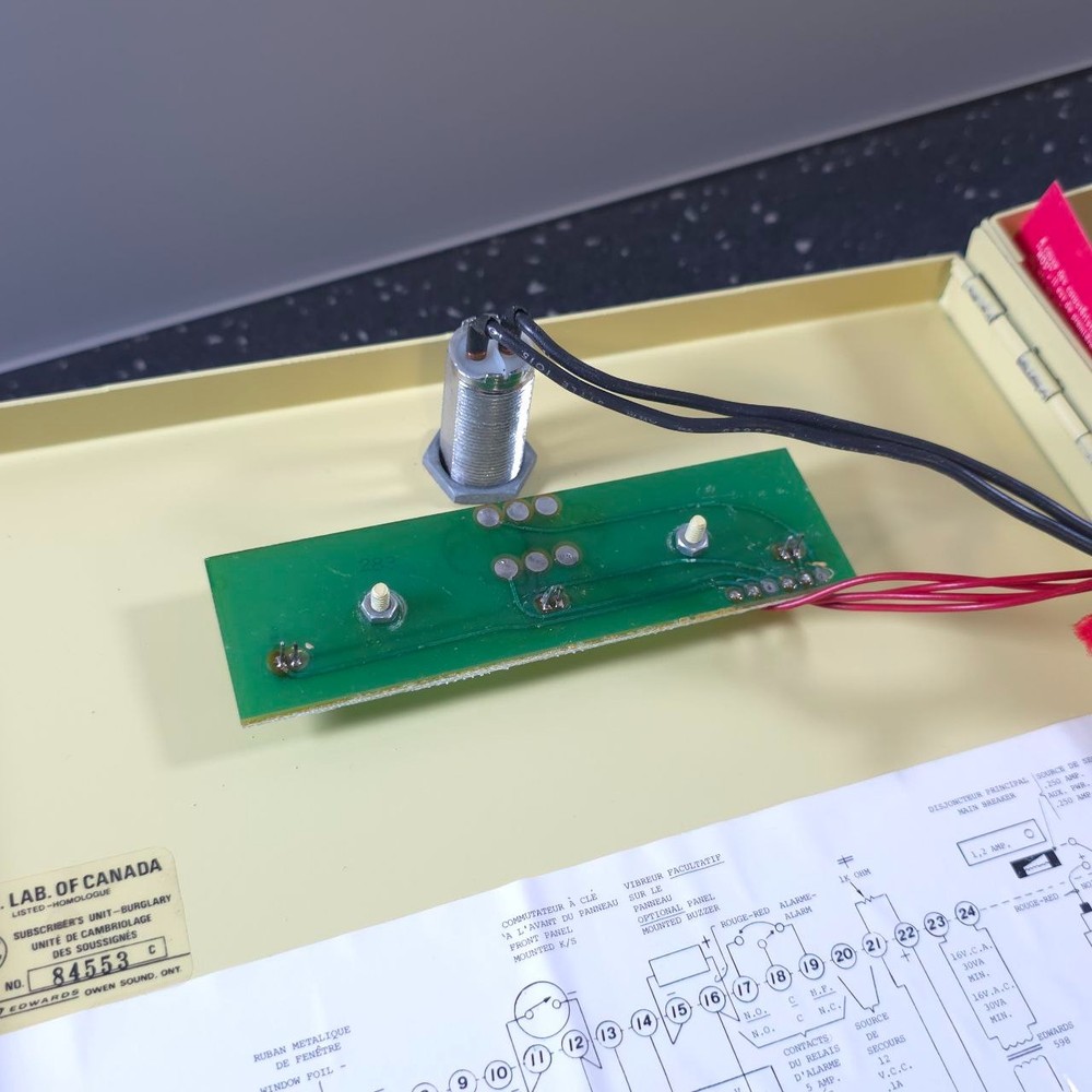 EDWARDS - NiteGaurd - 9702 - Intrusion Control Panel