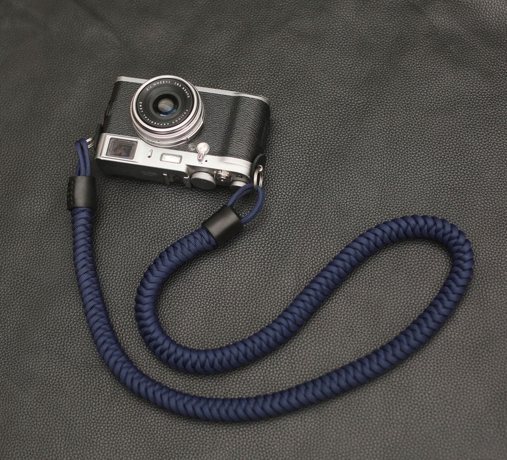 Navy blue hand knitting decompression camera strap