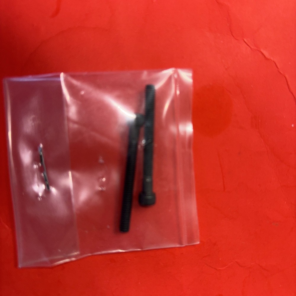 K&B 40 Muffler Screws NIP