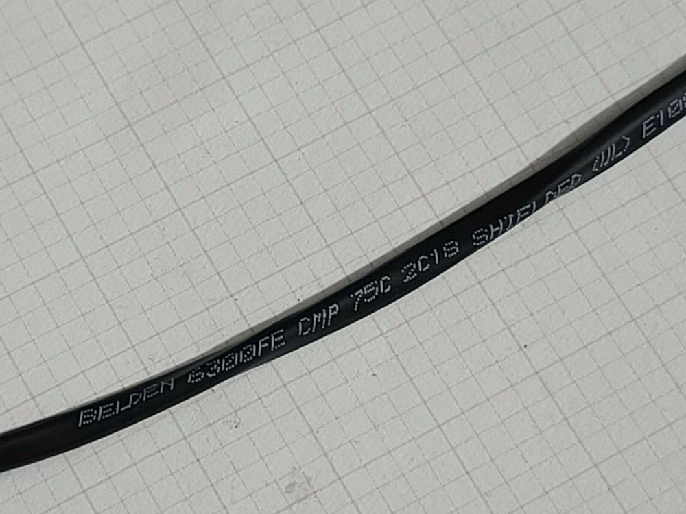 Belden Wire 6300FE 18/2C Shielded Media Control/Audio Cable Plenum Black /100ft