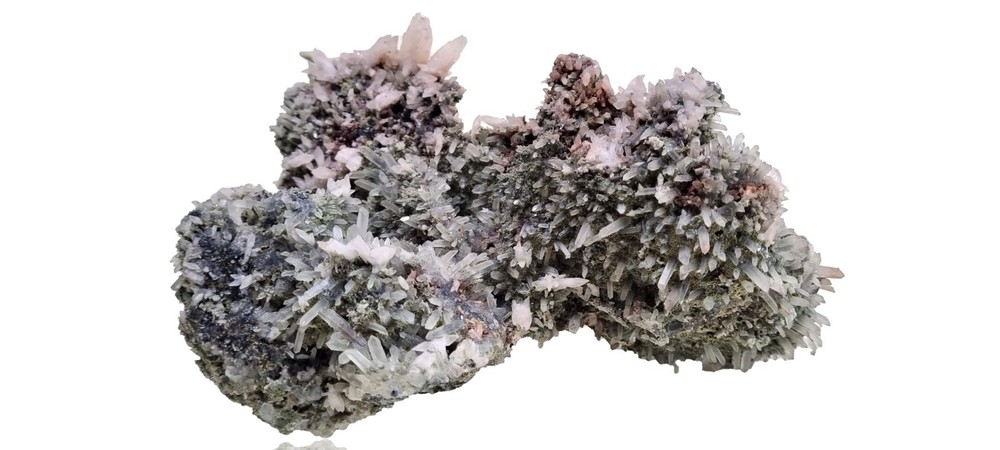 Quartz, Chlorite and calcite on a Sphalerite Matrix, crystal cluster.