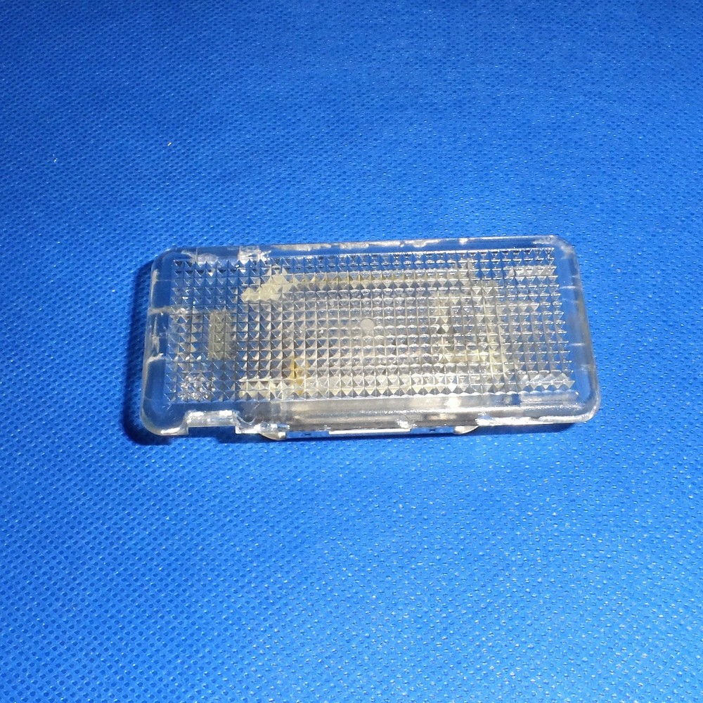 1995 - 2004 BMW e38 e39 e60 e65 e66, Interior light 8360112