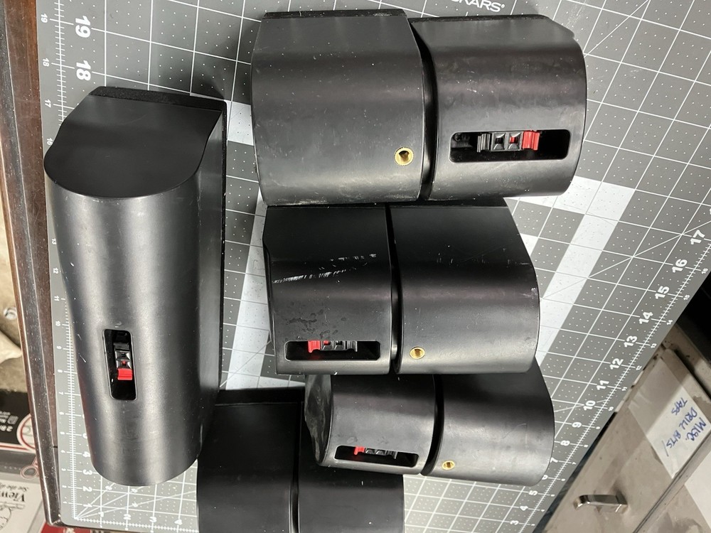 McLaren Satellite Speakers Technologies MT-410. Untested