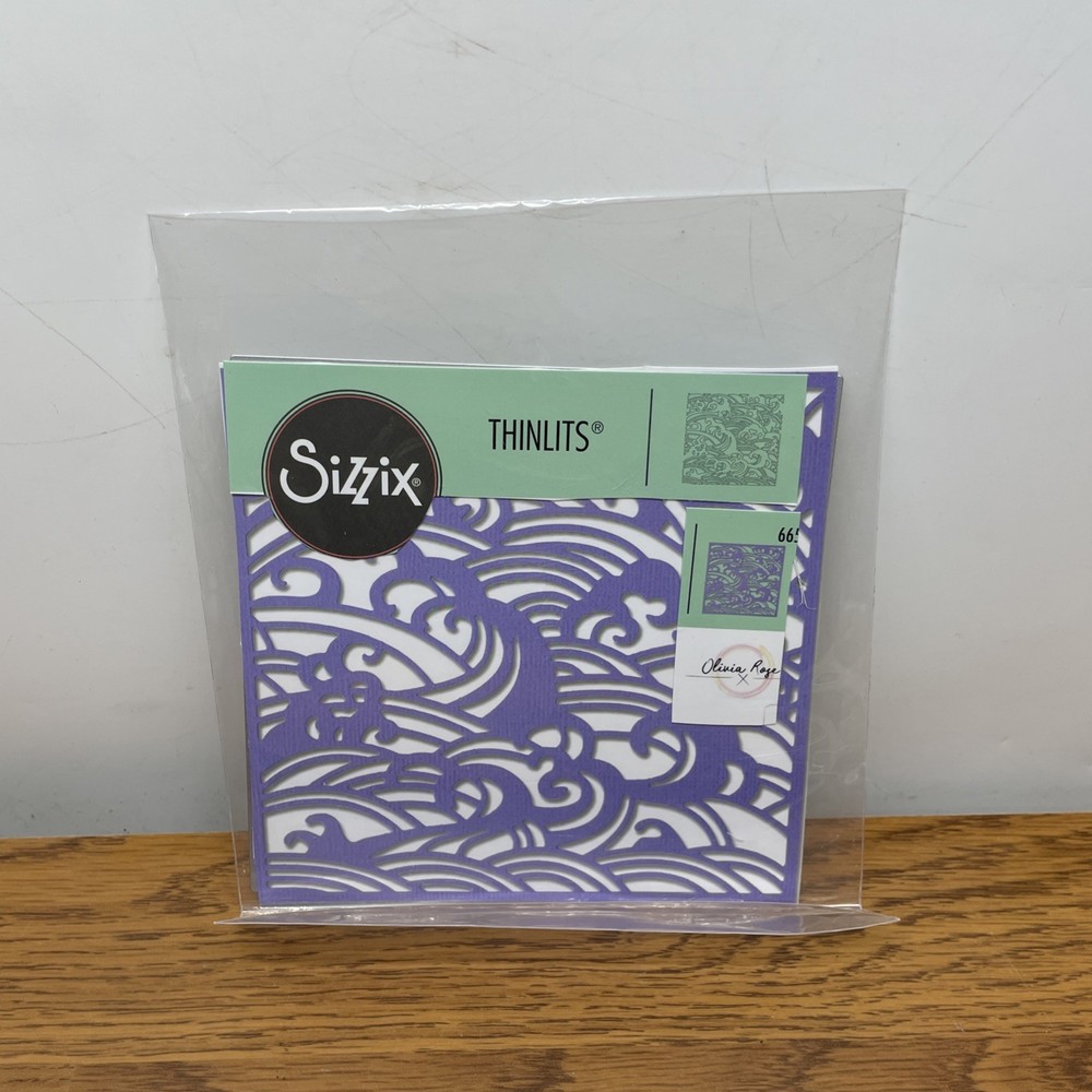 Sizzix Lot Of 13 Embossing Folders, Stamps, Dies Framelits, Thinlits, 3-D