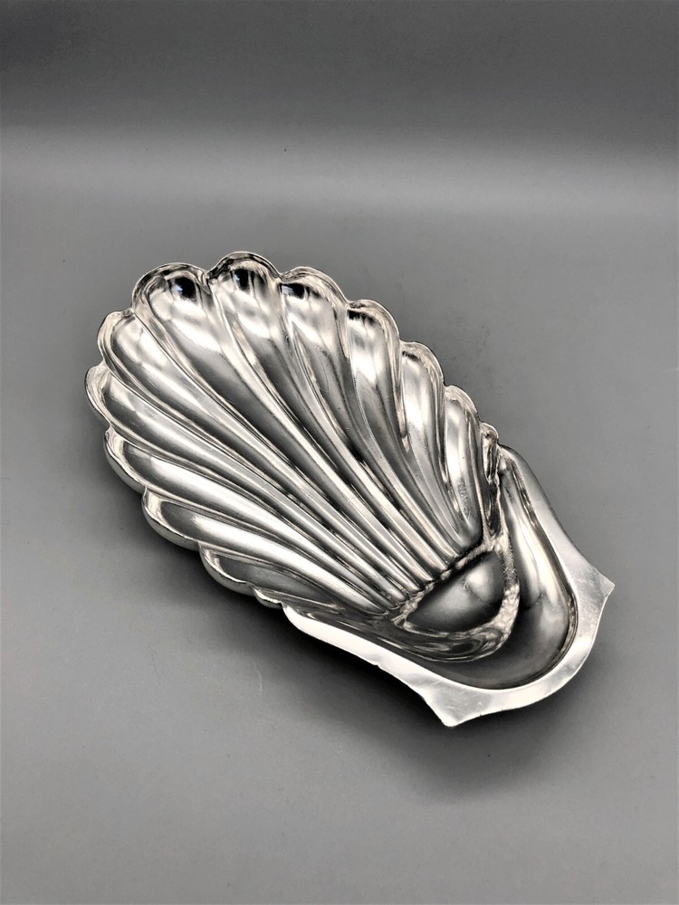 LARGE VICTORIAN STERLING SILVER SHELL DISH, JACKSON & DEERE, LONDON, 1887