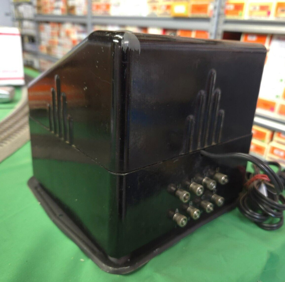 Lionel Type Z Trainmaster Transformer 250 Watts 4 Train Refurbished