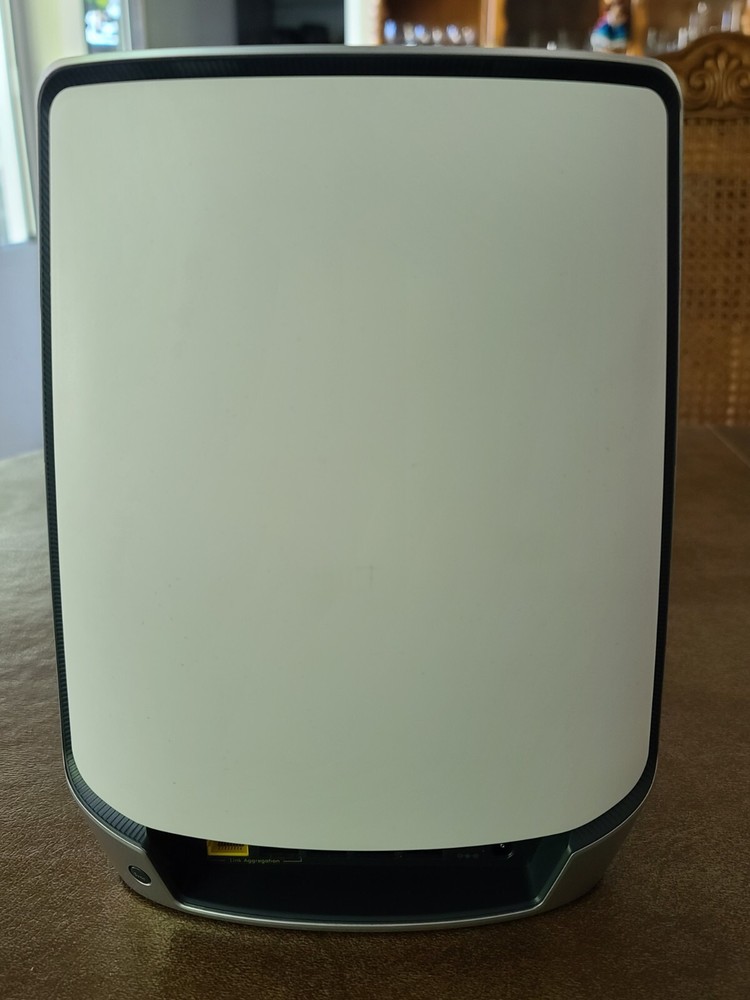 NETGEAR Orbi RBR850 Router AX6000