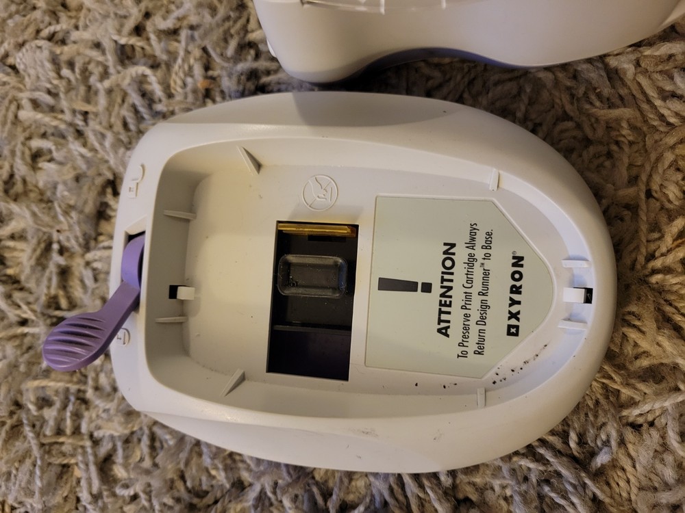 Xyron Design Runner 4375-001 Handheld Printer With Base