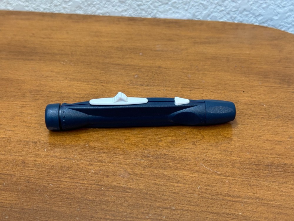 OneTouch UltraSoft Lancing Device