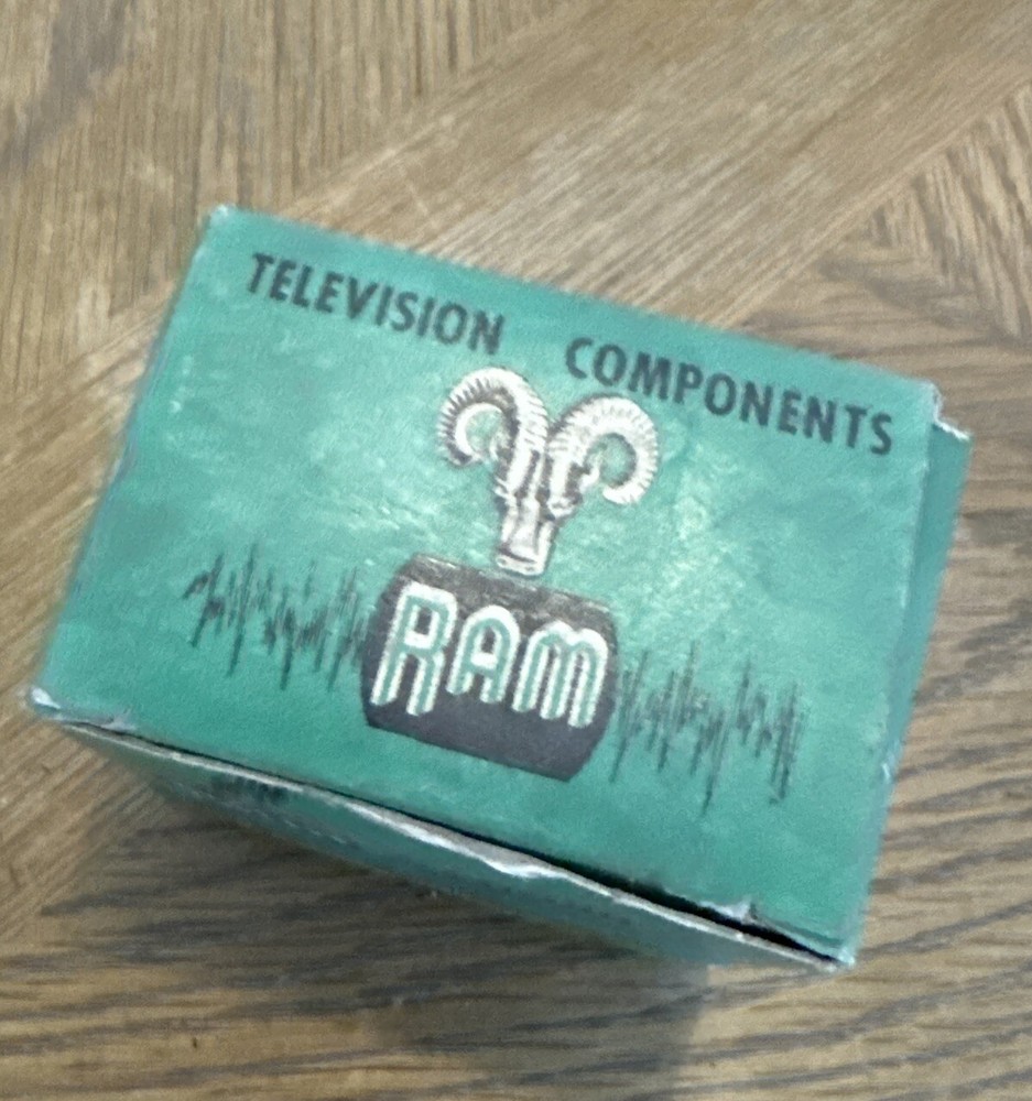 RAM TELEVISION COMPONENTS V403 Vintage Vertical Blocking Osc. Pri.: sec 1:4 NOS