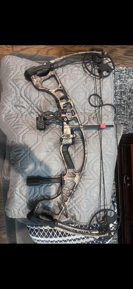 Hoyt Ignite Compound Bow Camo Left Hand Bow MPN: IGNITE