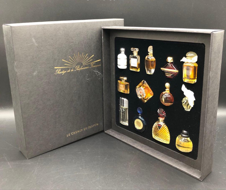Miniature Perfume Bottles Collection Empty Bottles & Boxes Set Vtg Display Only