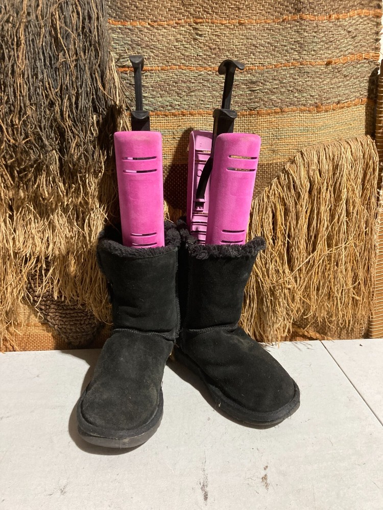 UGG Bailey Button Suede Fur Winter Boot Womens Size 7 Black