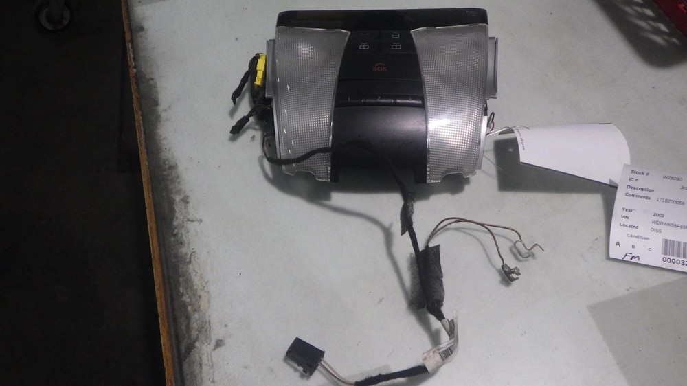 09 MERCEDES SLK350 OVERHEAD READING DOME LIGHT CONSOLE