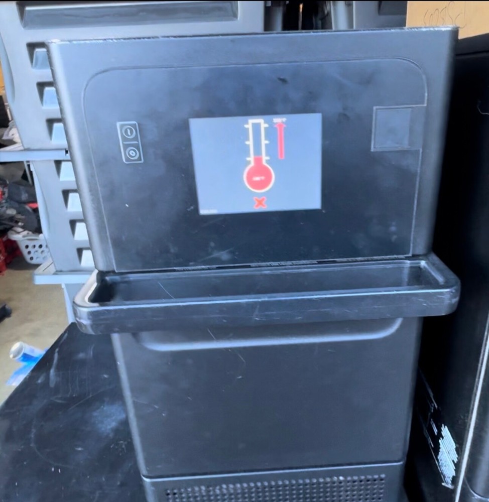 2021 Merrychef Eikon e2s High Speed Oven