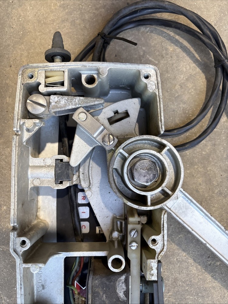 Evinrude Selectric Control Box Left Port Side Mount-untested
