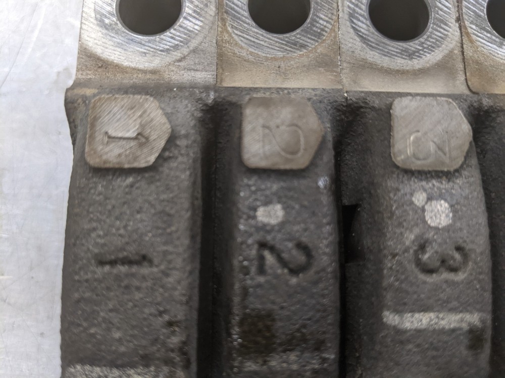 Engine Block Main Caps For 03-04 Toyota 4Runner 4.7
