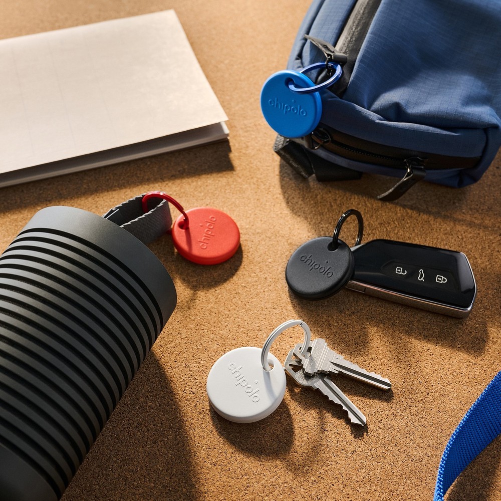 Chipolo® POP Device Tracking Tag (4 Pack; Black/White/Red/Blue)