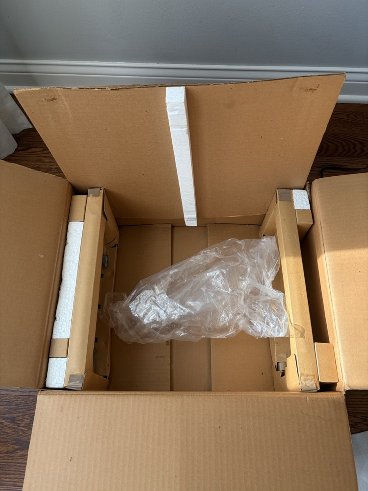 Technics RS-676US Cassette Tape Deck Original Box and Paperwork Multi Voltage