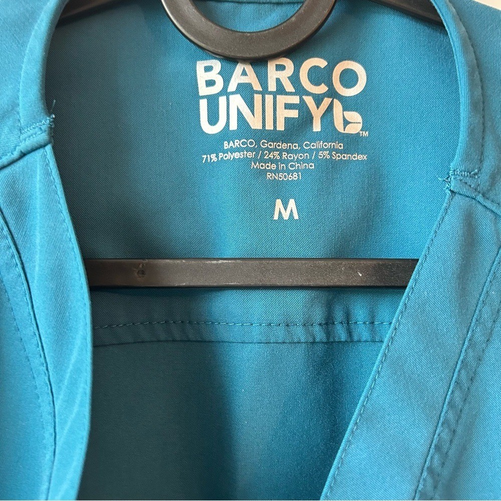 Barco Unify Scrub Set Teal Blue Joggers & Top - Size M 🩺